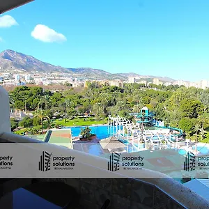 https://812-benalbeach-1linea-de-playa-vistas-a-la-piscina-y-la-montaa.1costadelsol.com